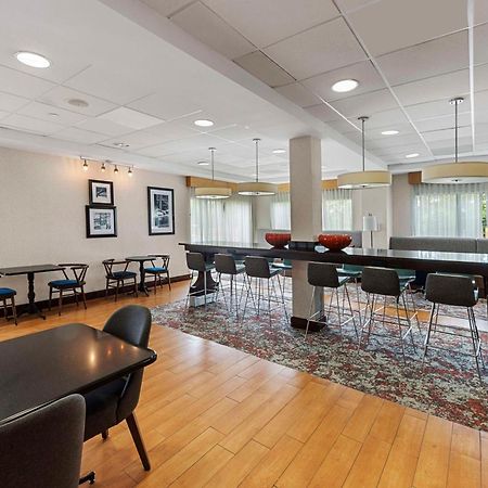 Hampton Inn Nanuet Extérieur photo
