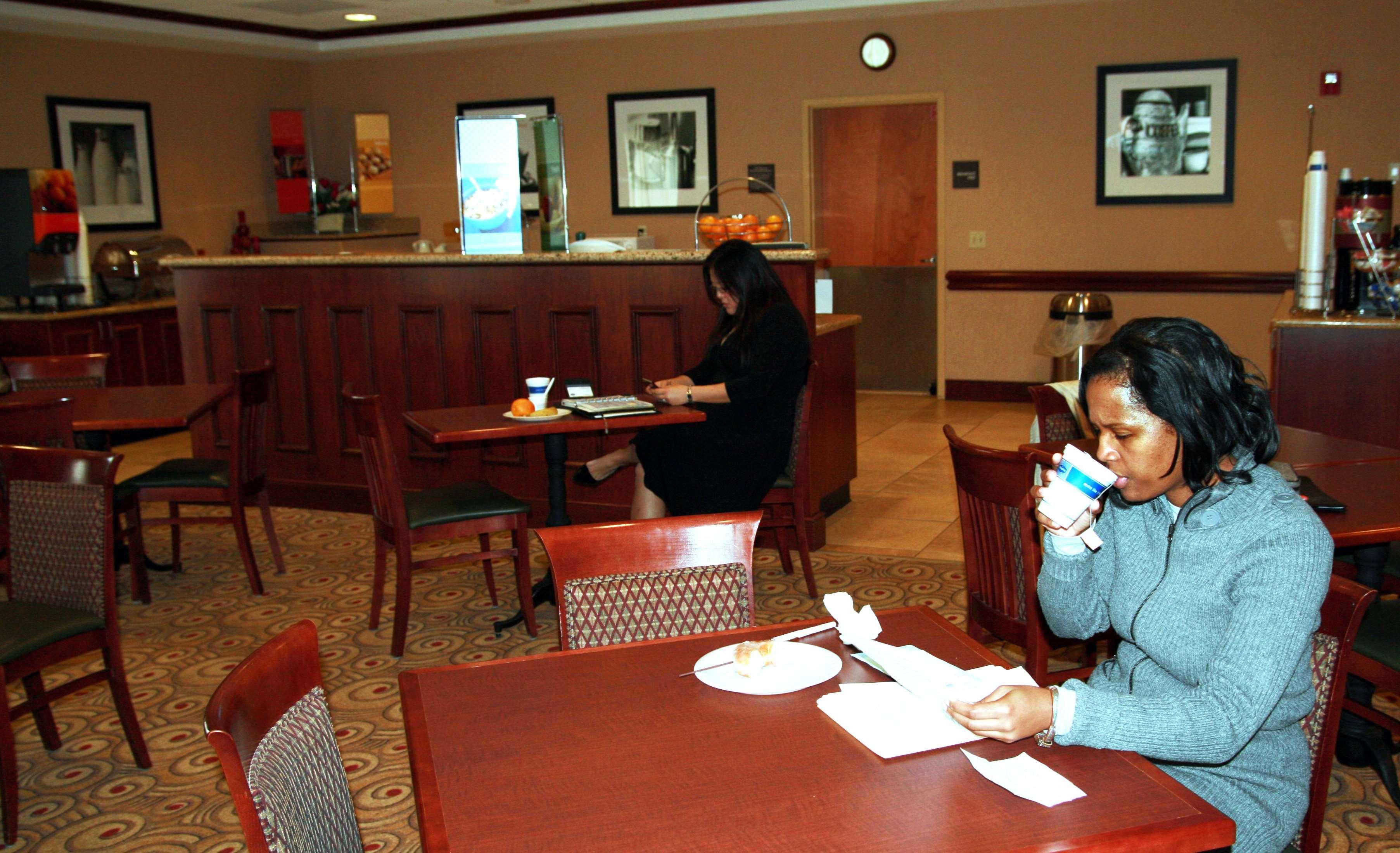 Hampton Inn Nanuet Restaurant photo
