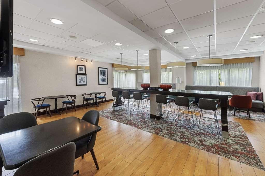 Hampton Inn Nanuet Restaurant photo