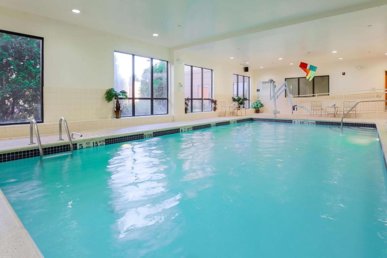 Hampton Inn Nanuet Extérieur photo