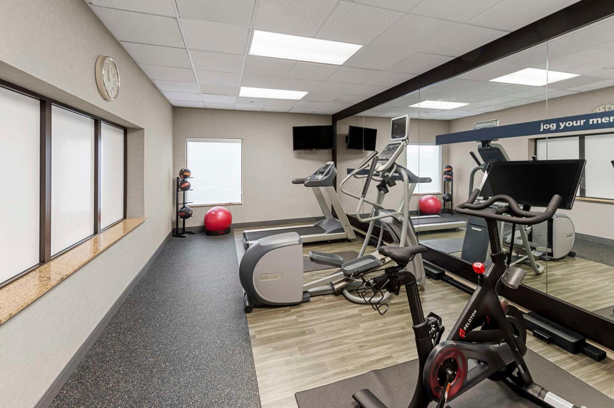 Hampton Inn Nanuet Extérieur photo